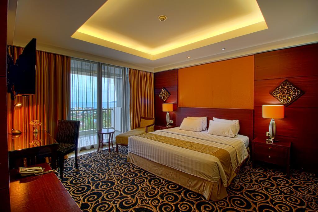 Bela International Hotel & Conventionternate Esterno foto
