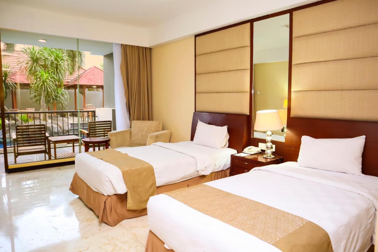 Bela International Hotel & Conventionternate Esterno foto