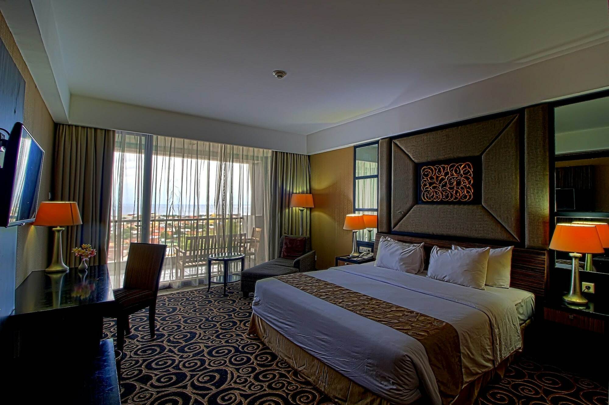 Bela International Hotel & Conventionternate Esterno foto