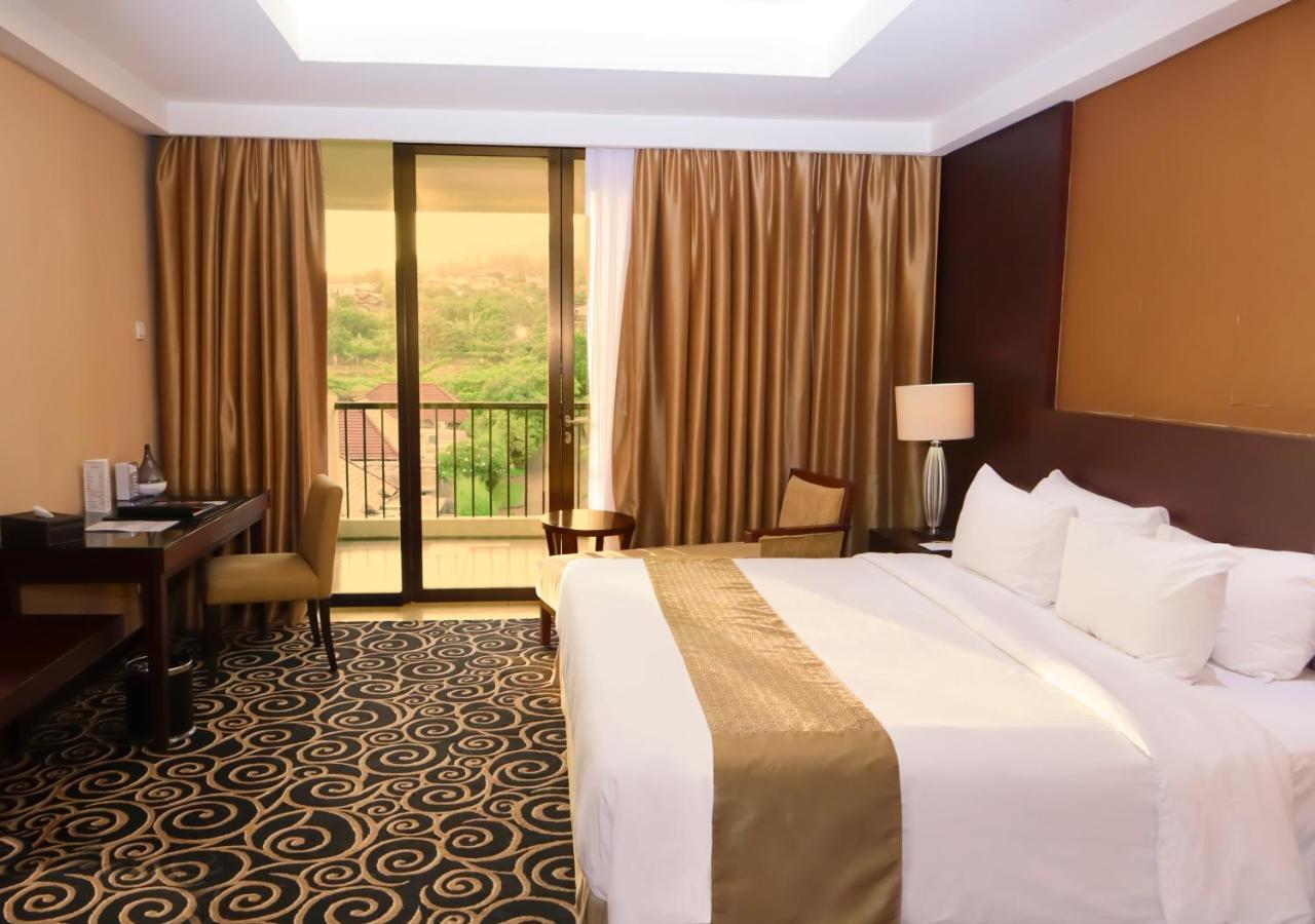 Bela International Hotel & Conventionternate Esterno foto